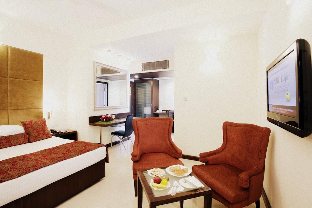 Hotel Express Towers Vadodara Dış mekan fotoğraf